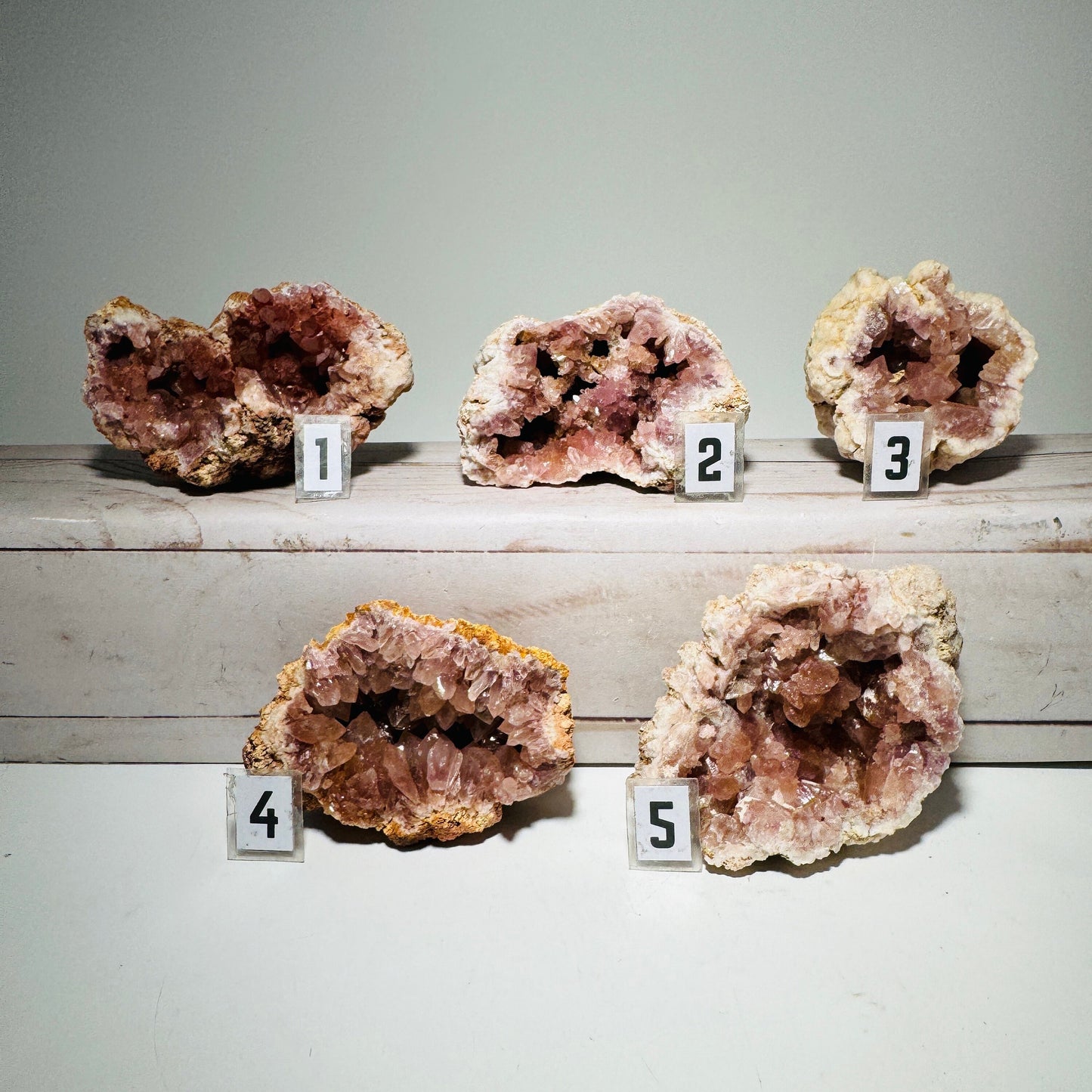 Roccia Roba - Rare, large pink amethyst geode, rock decor