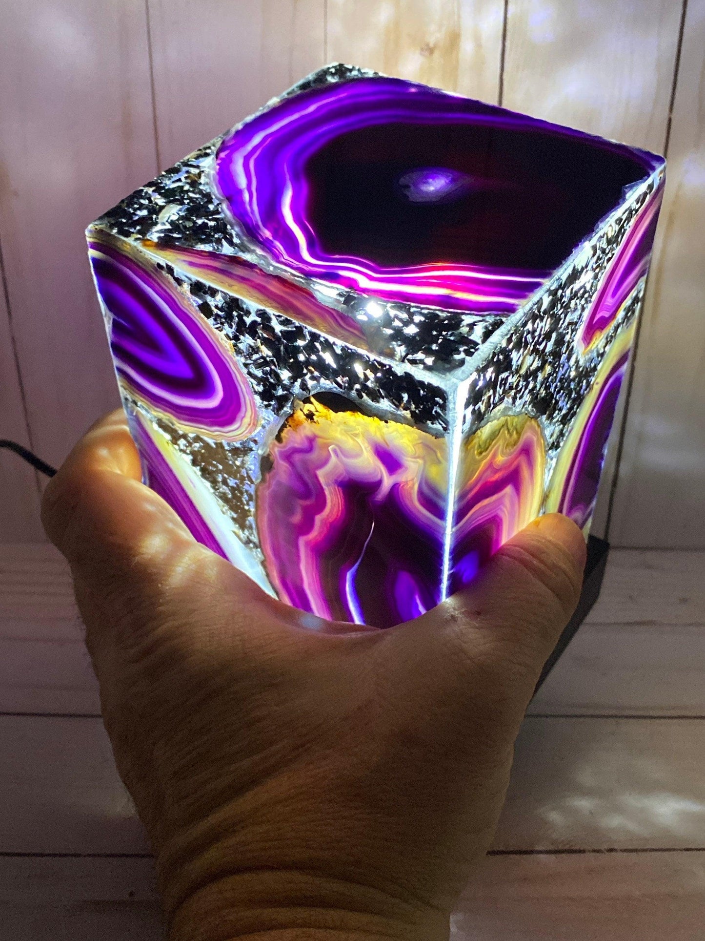 Accent Lamp, purple agate, 7-in tall - RocciaRoba
