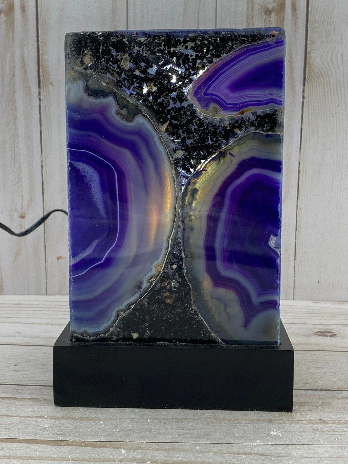 Accent Lamp, purple agate, 7-in tall - RocciaRoba