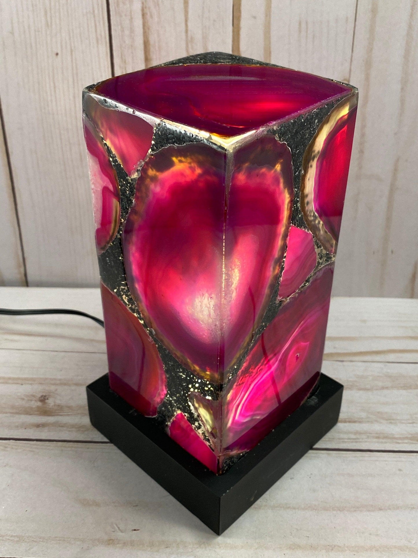 Agate Table Lamp - 6" Pink agate - RocciaRoba