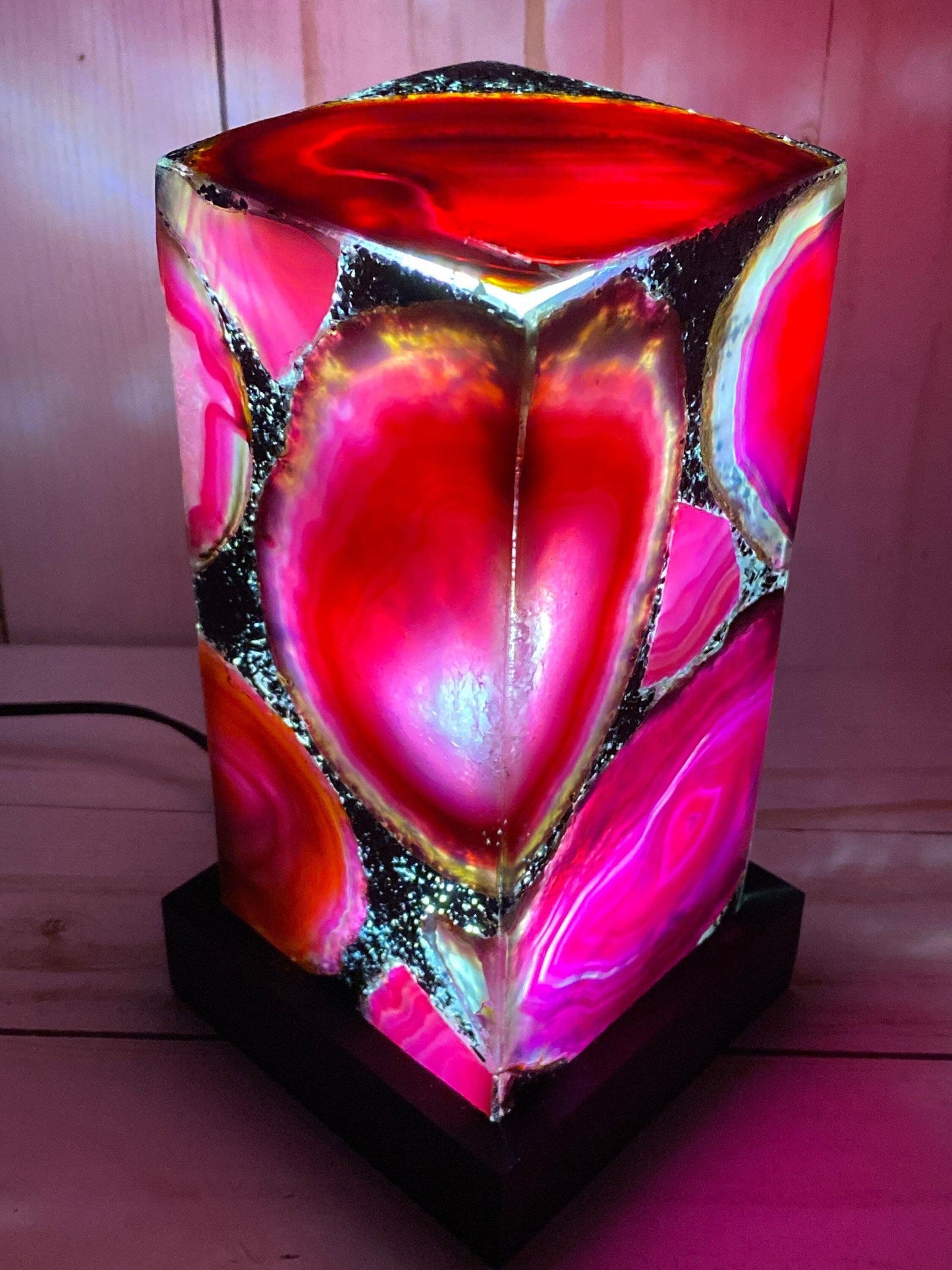 Agate Table Lamp - 6" Pink agate - RocciaRoba