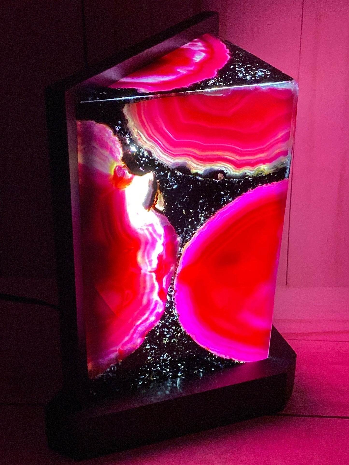 Agate Table Lamp - 7 inch Pink agate - RocciaRoba