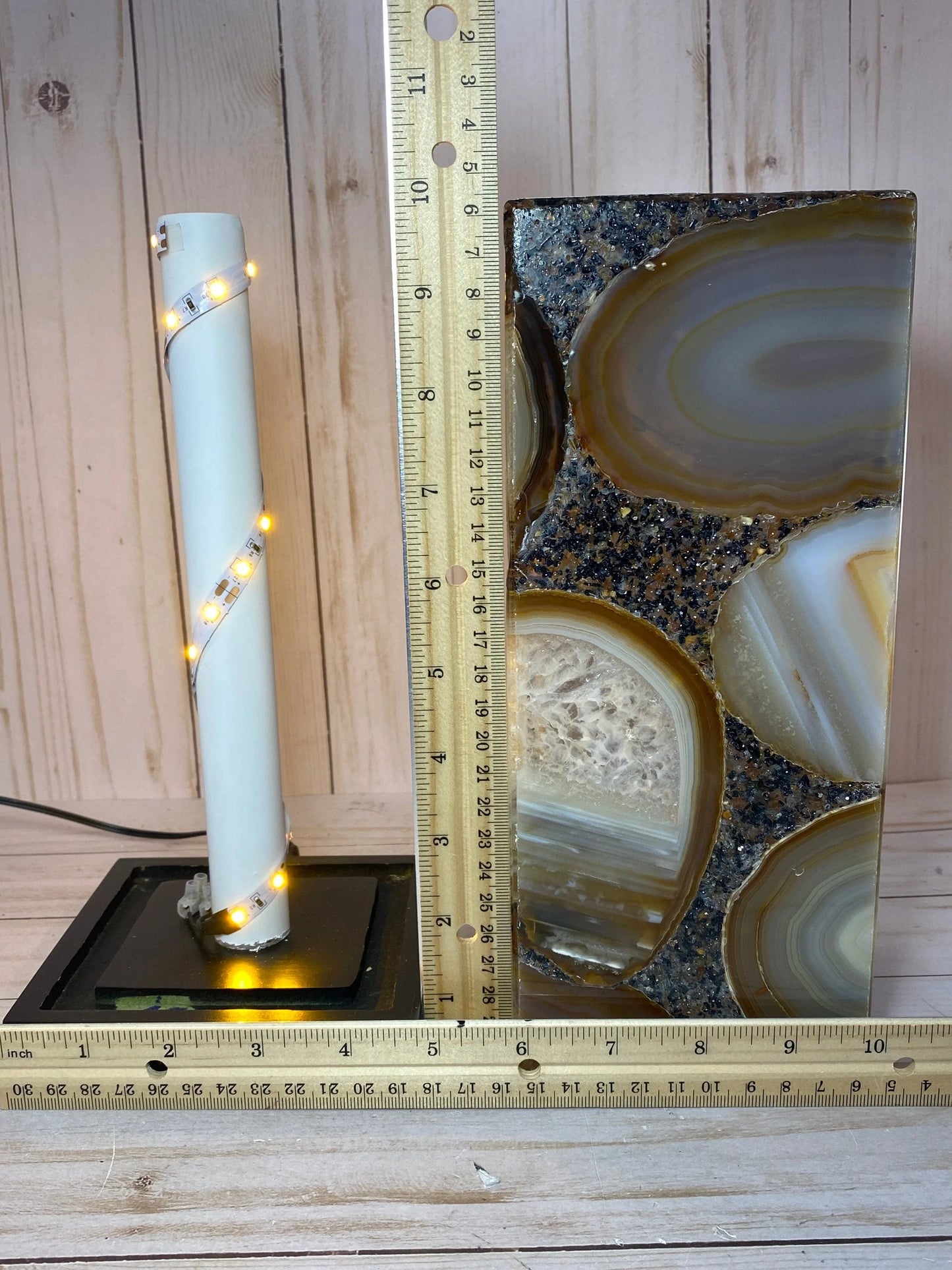 Agate Table Lamp, Natural Agate - RocciaRoba