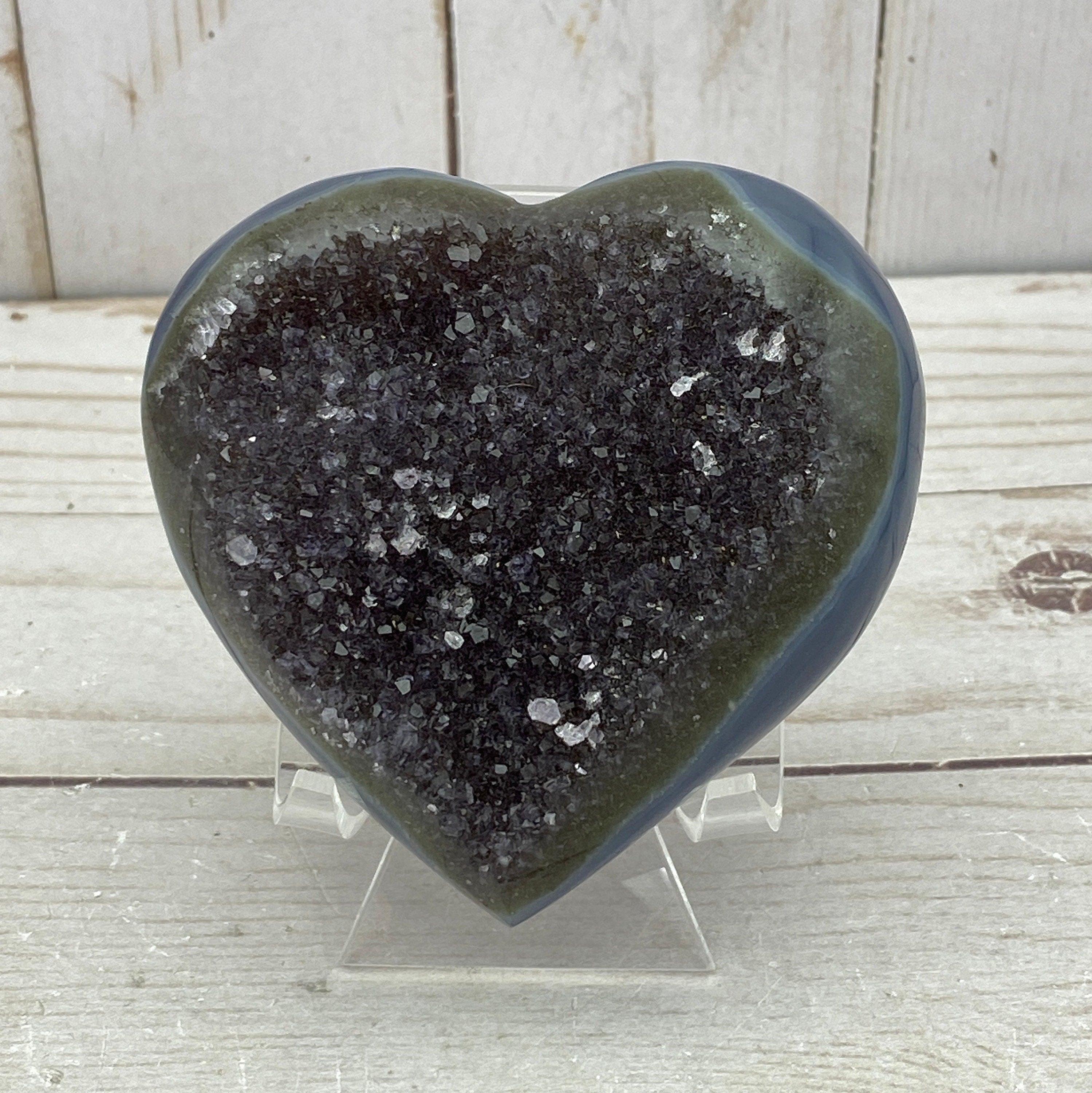 Heart-shaped amethyst quartz cluster - RocciaRoba