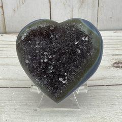 Heart-shaped amethyst quartz cluster - RocciaRoba