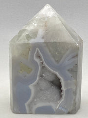 Agate geode obelisk