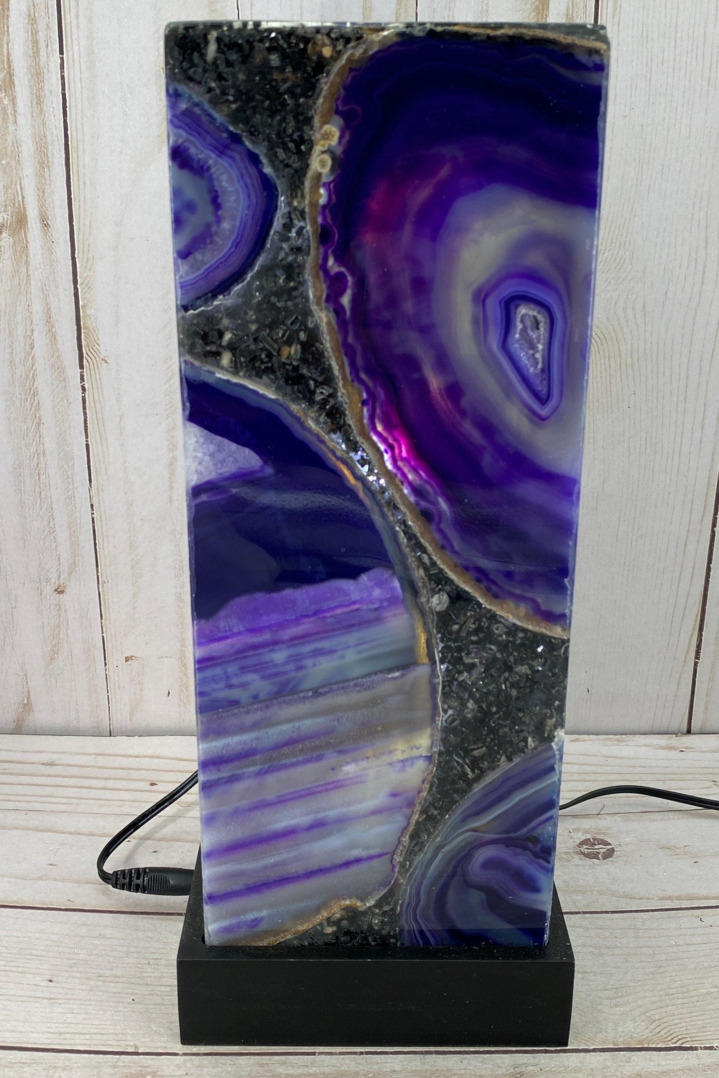 Purple agate accent lamp 10.75-in tall - RocciaRoba