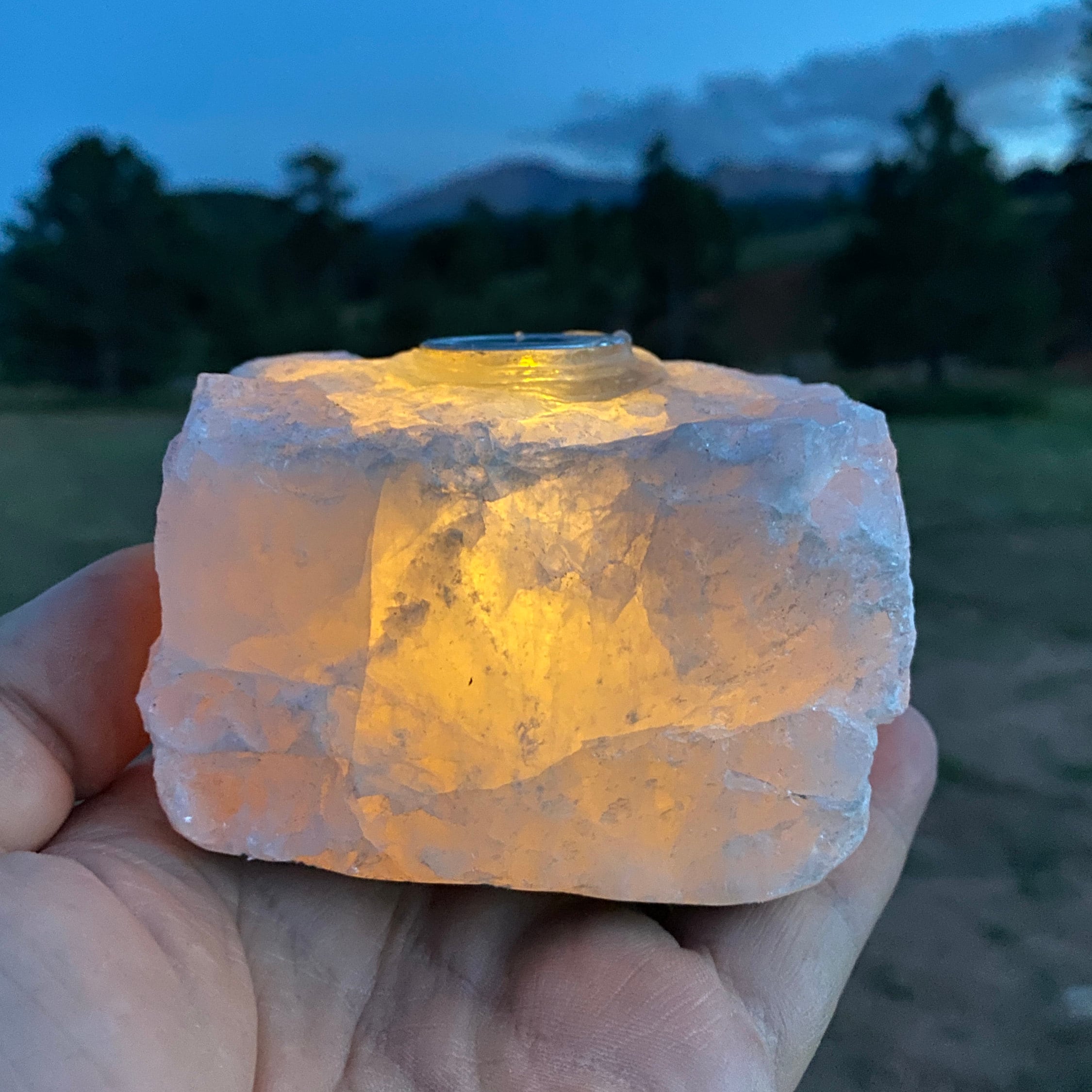 Solar powered rose quartz lamp