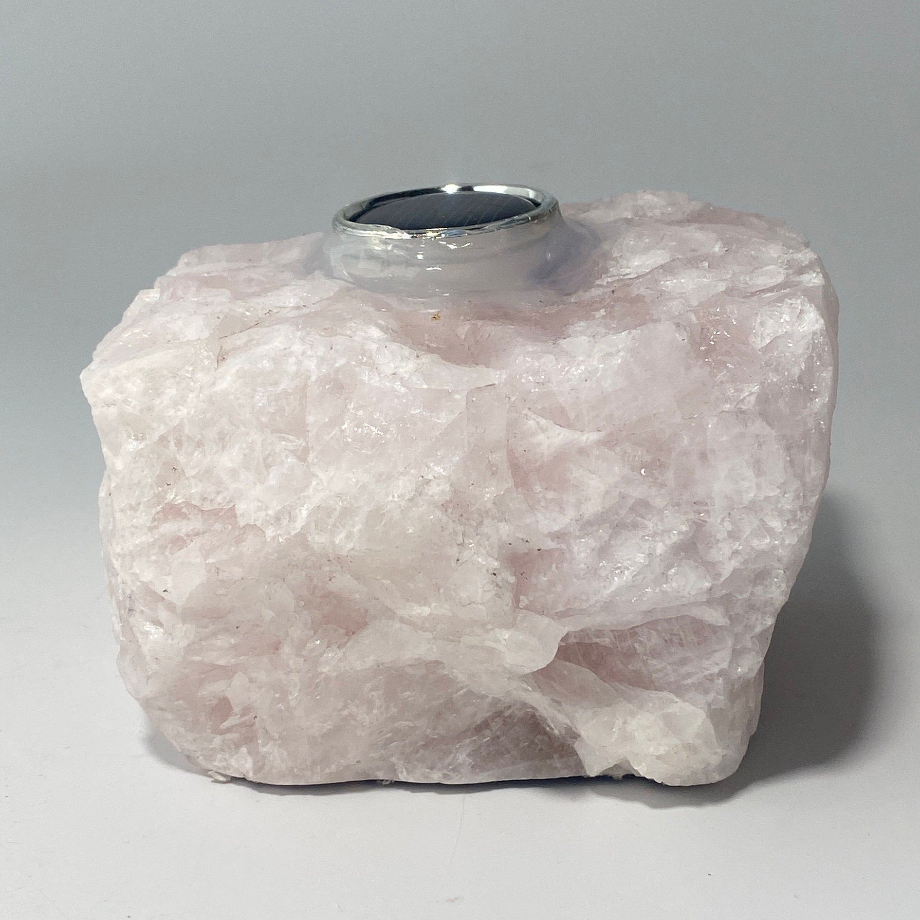 Solar powered rose quartz lamp
