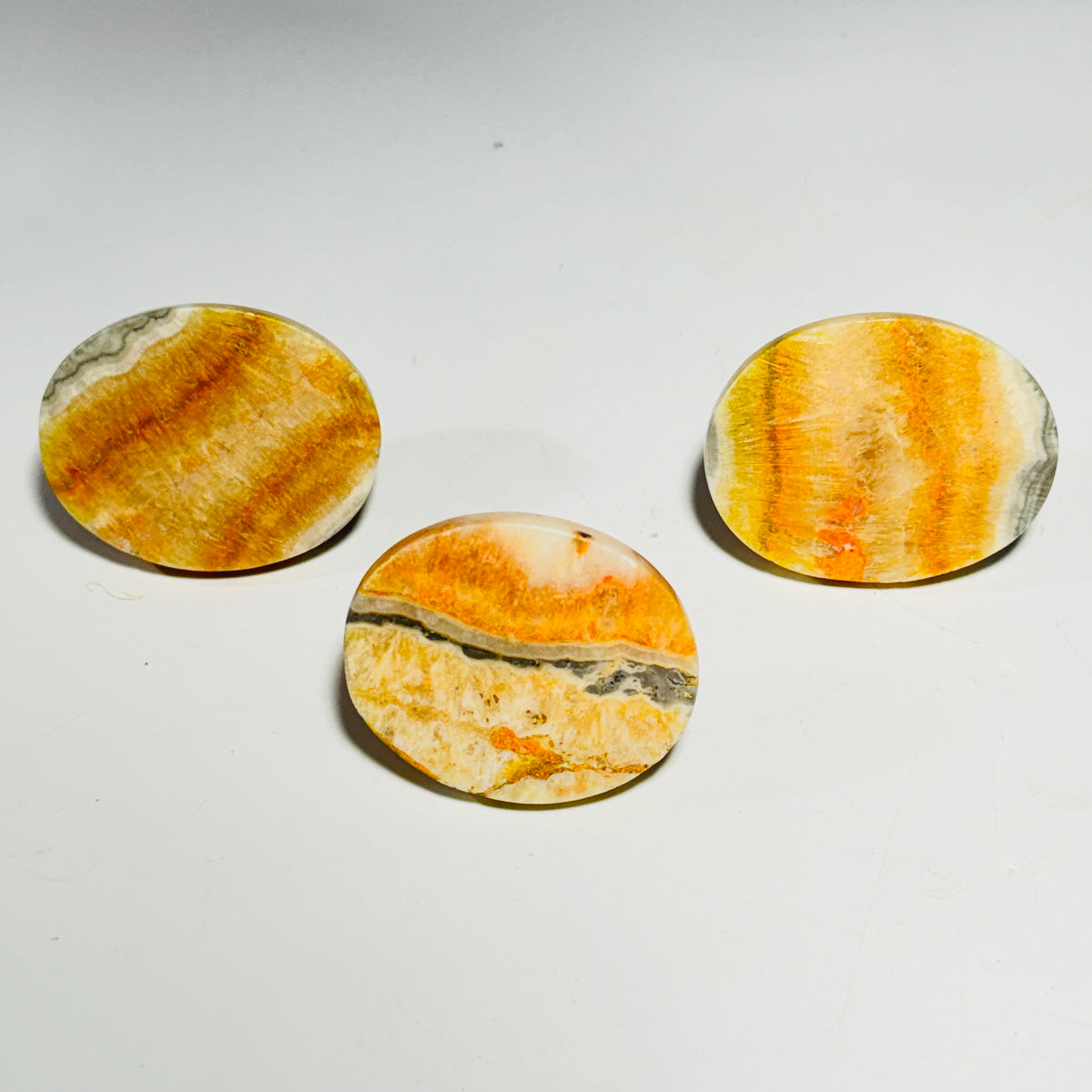 Cabinet knobs - light bumblebee Jasper