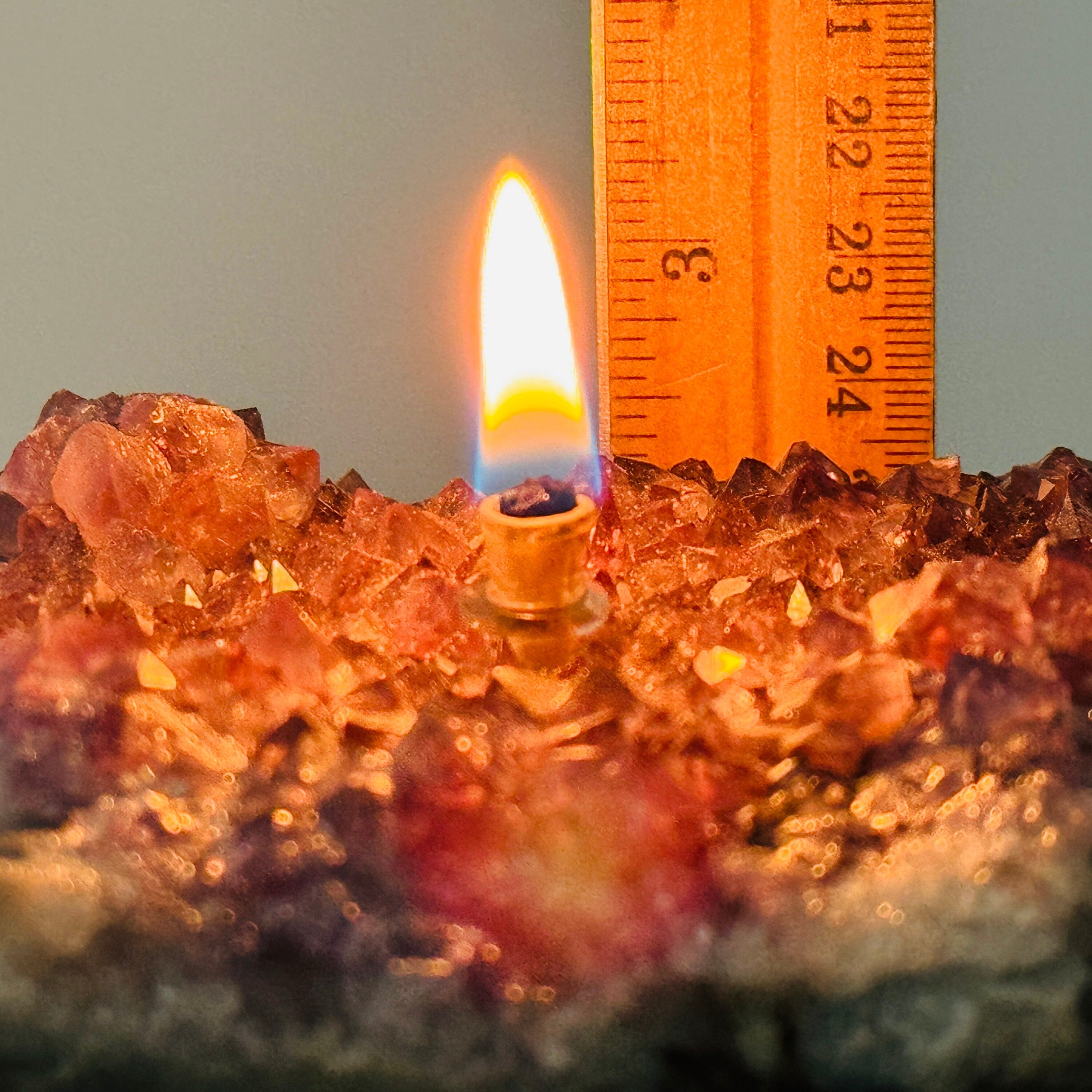 Rock oil lamp, Amethyst geode