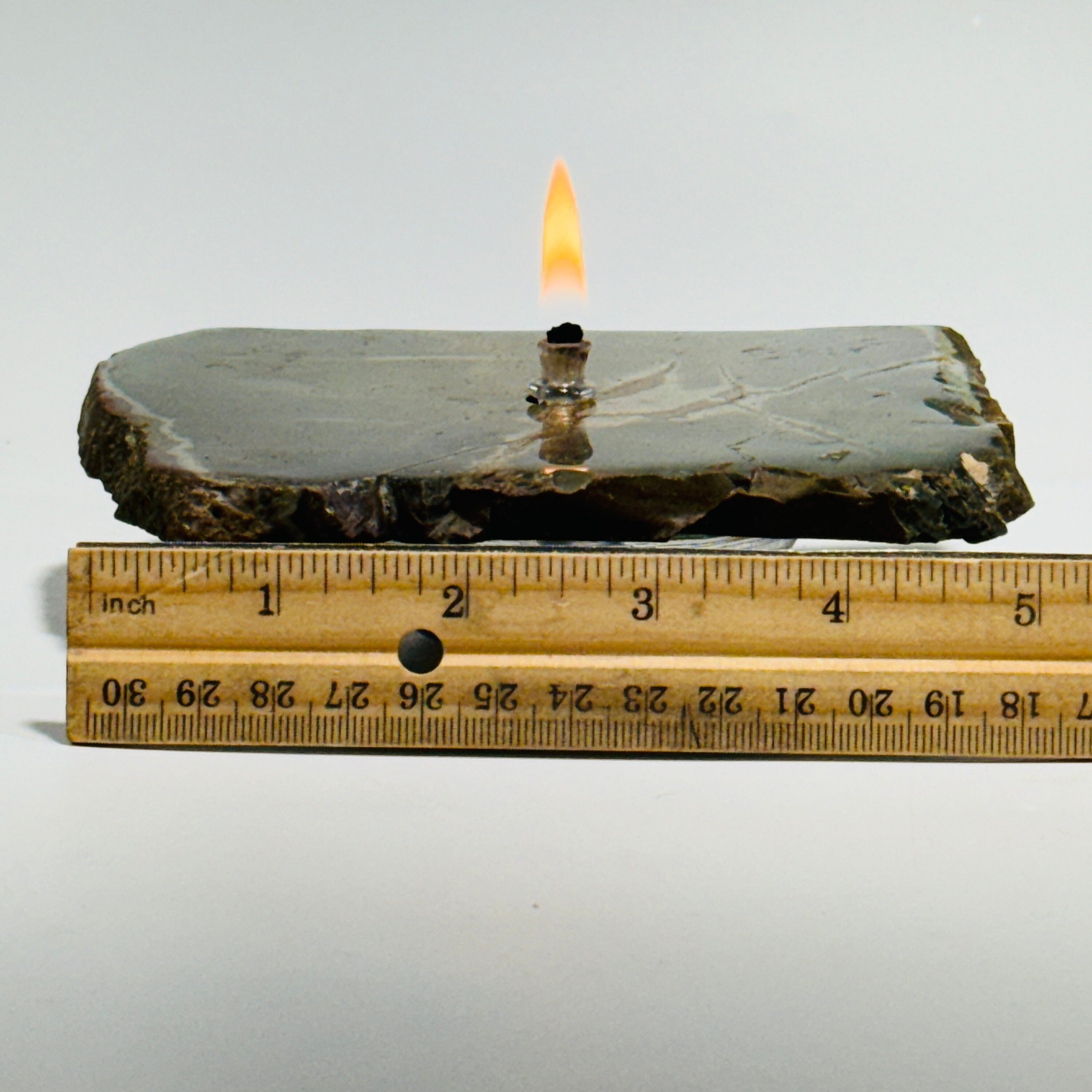 Rock oil lamp, polychrome jasper