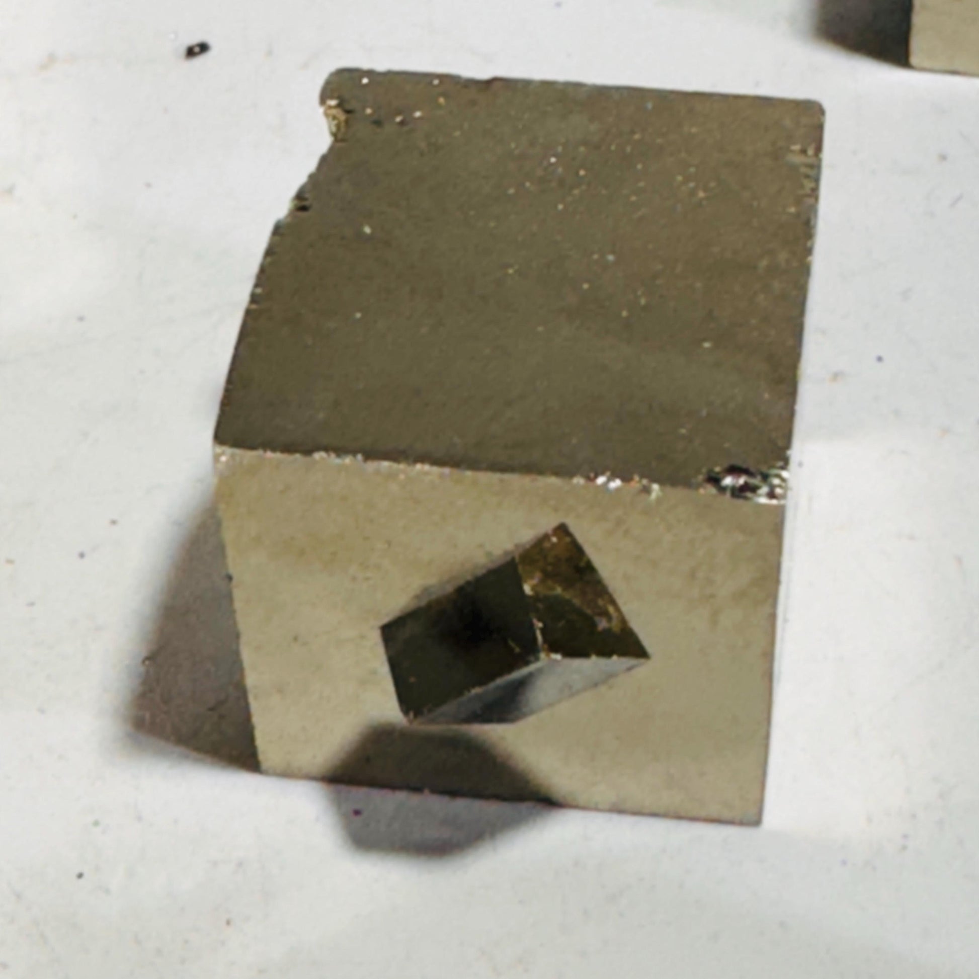 [shopname] - Small pyrite cube with small cube, rock decor