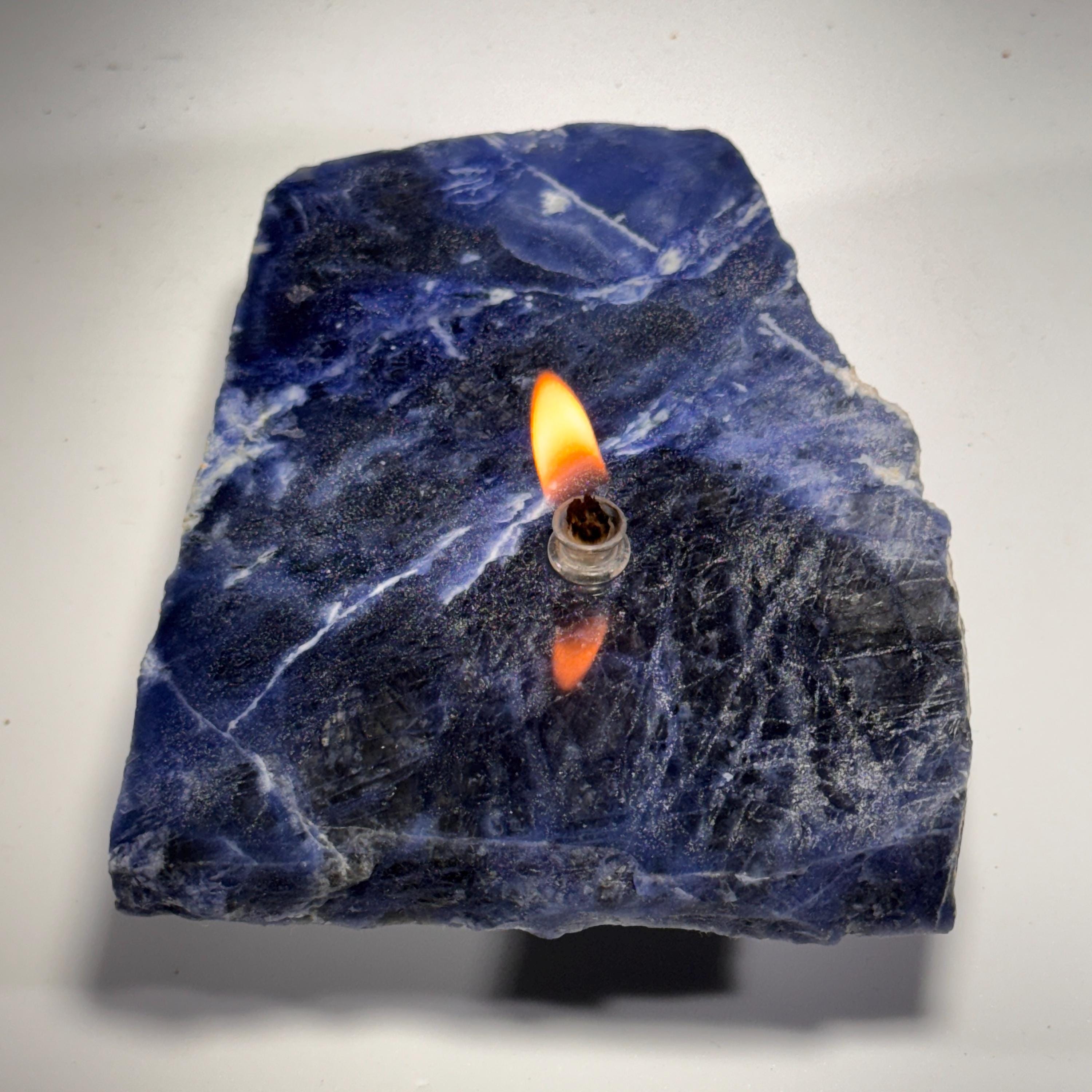 [shopname] - Sodalite rock oil candle, rock decor
