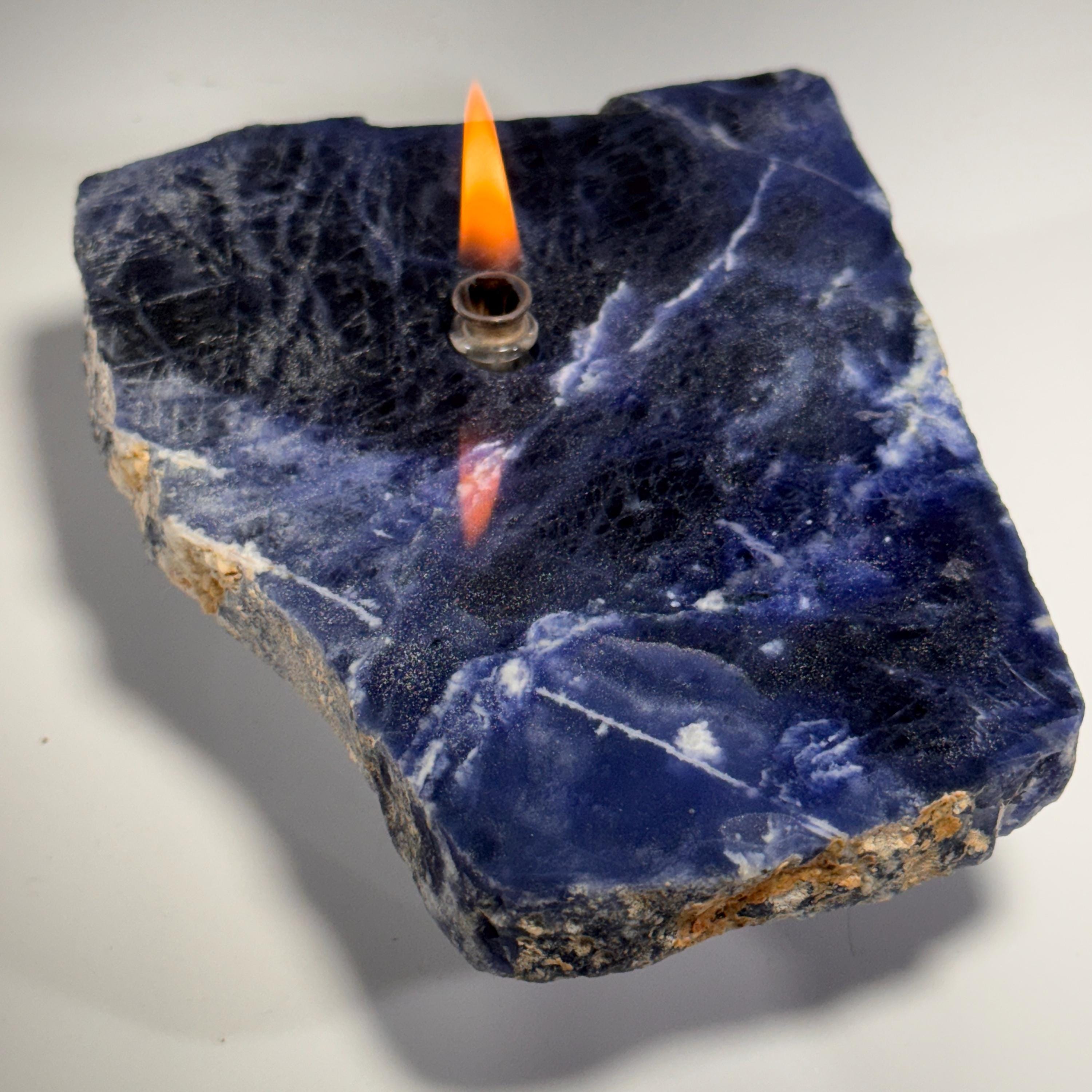 [shopname] - Sodalite rock oil candle, rock decor