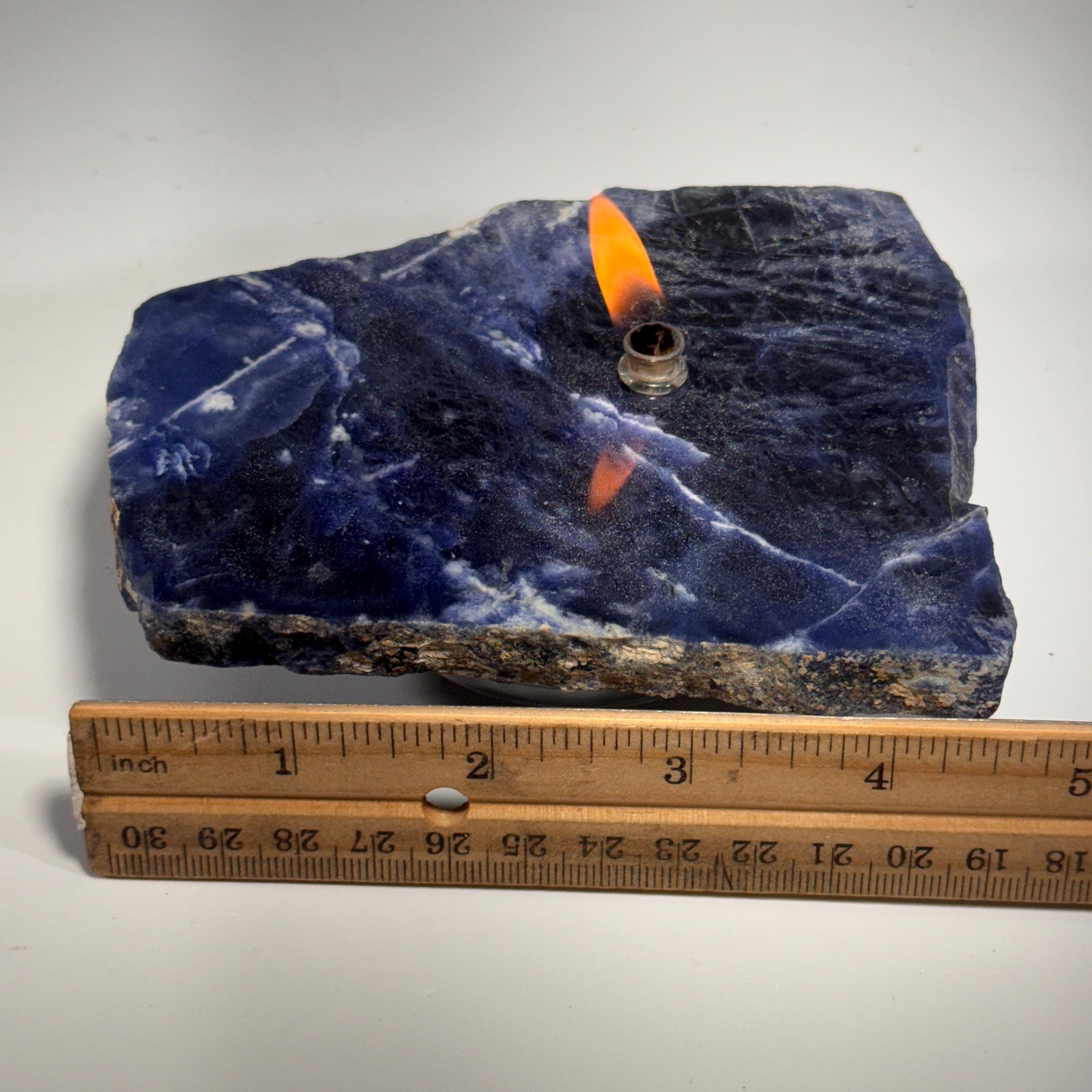 [shopname] - Sodalite rock oil candle, rock decor