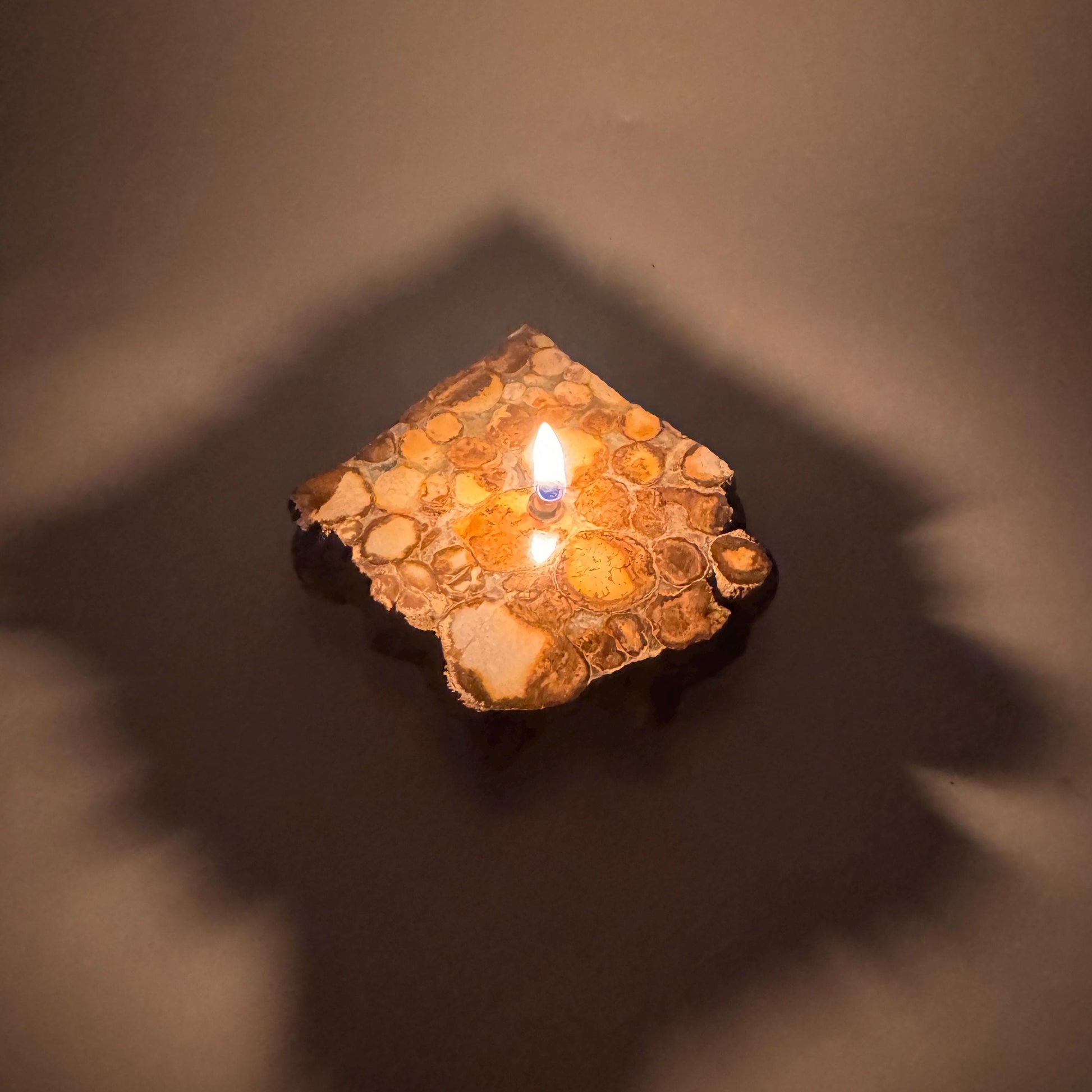 Roccia Roba - Rock Candle - Spotted Agate, rock decor