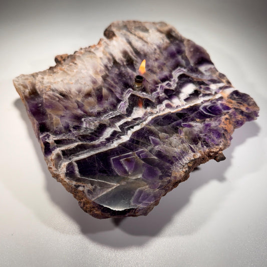 Roccia Roba - Rock oil lamp, Amethyst geode slab, rock decor