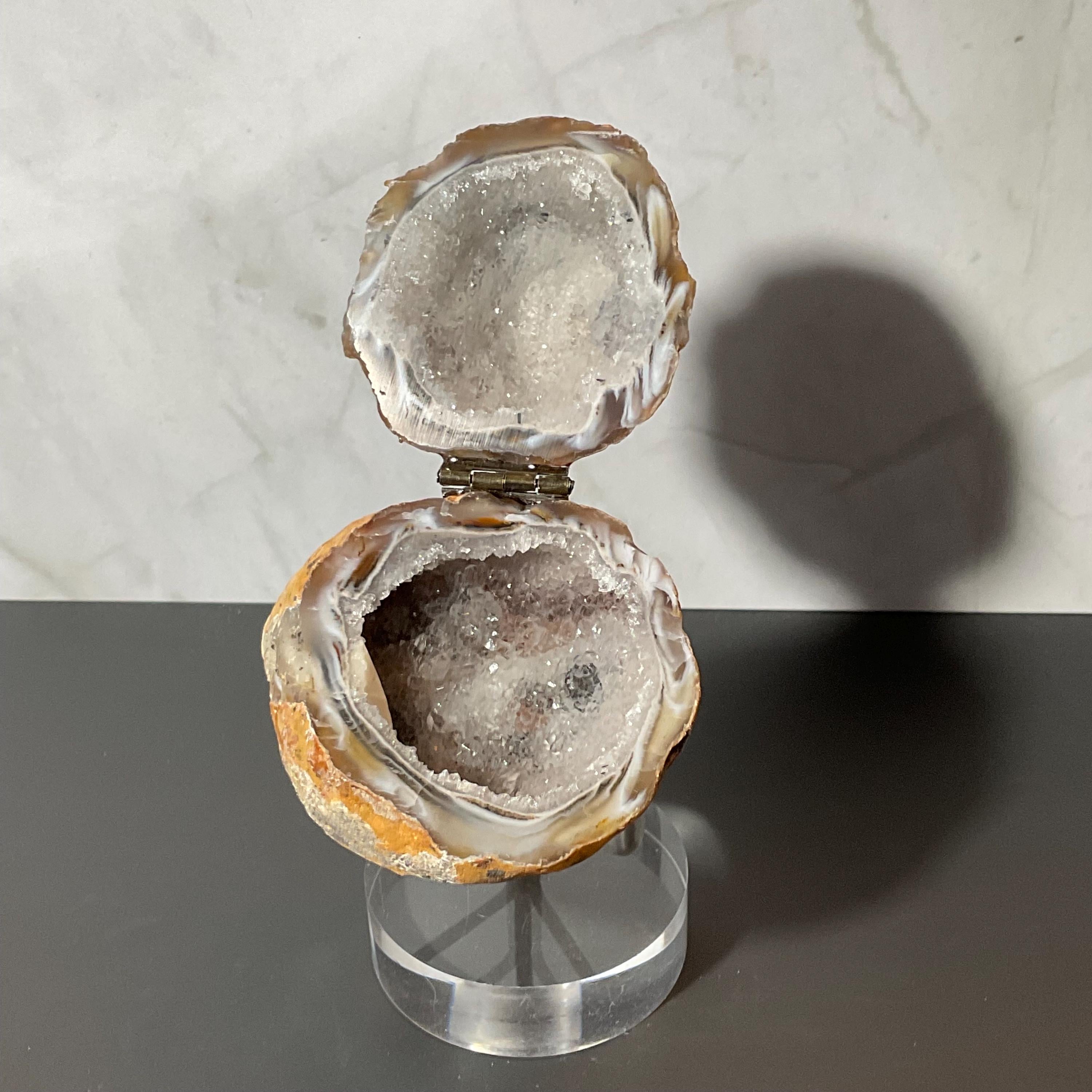 [shopname] - Geode ring box - extra quality | engagement ring box, geode ring box, geode jewelry box, unique gift box, wedding ring box, rock decor