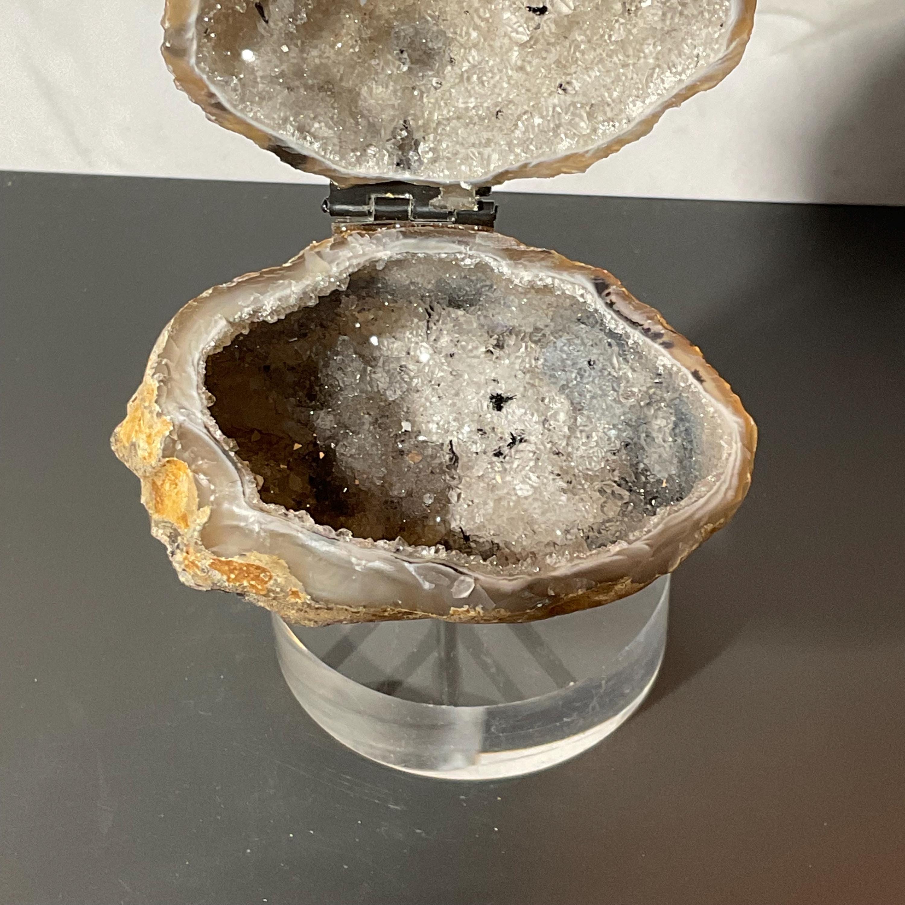 [shopname] - Geode ring box - extra quality | engagement ring box, geode ring box, geode jewelry box, unique gift box, wedding ring box, rock decor