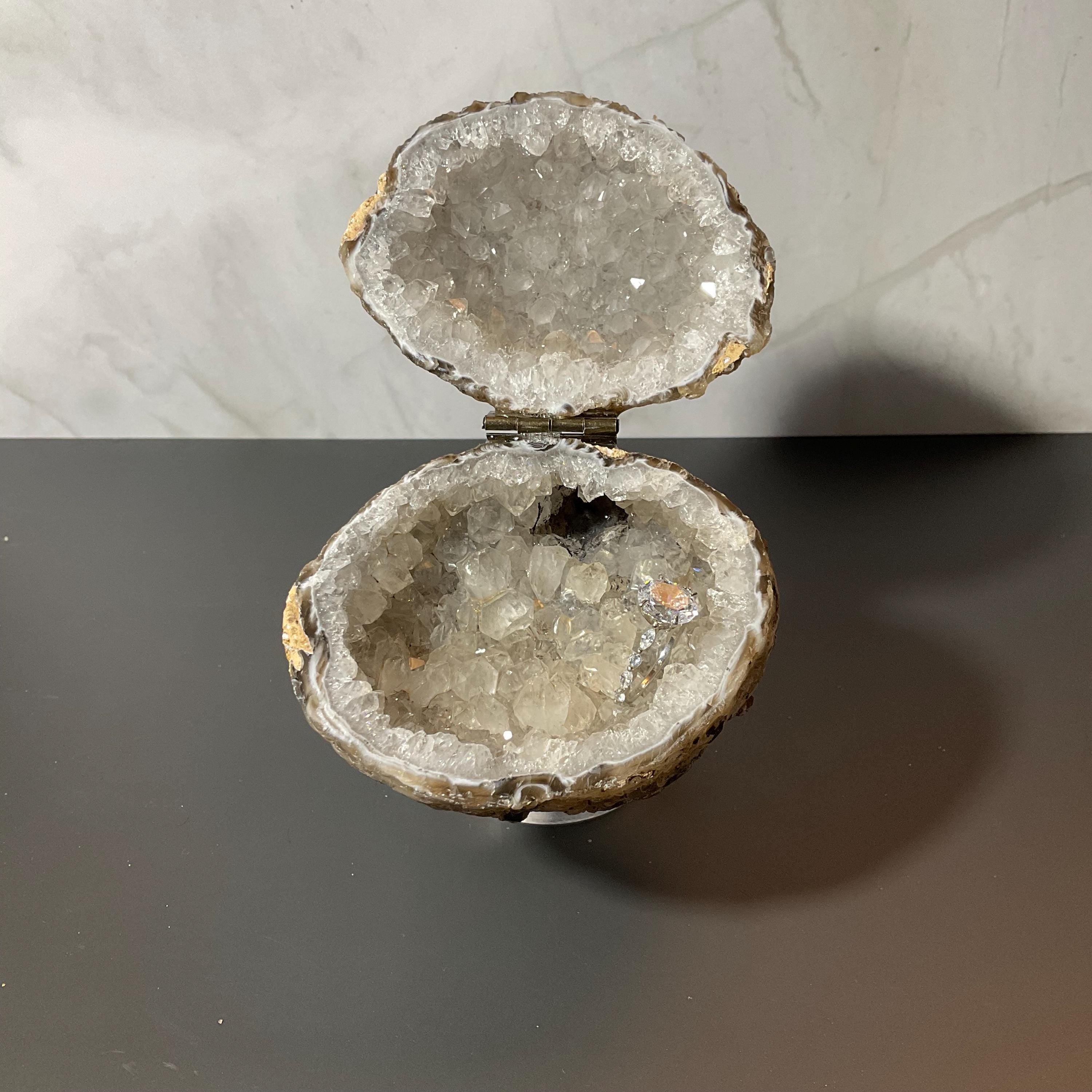 [shopname] - Large Geode ring box - extra quality | engagement ring box, geode ring box, geode jewelry box, unique gift box, wedding ring box, rock decor