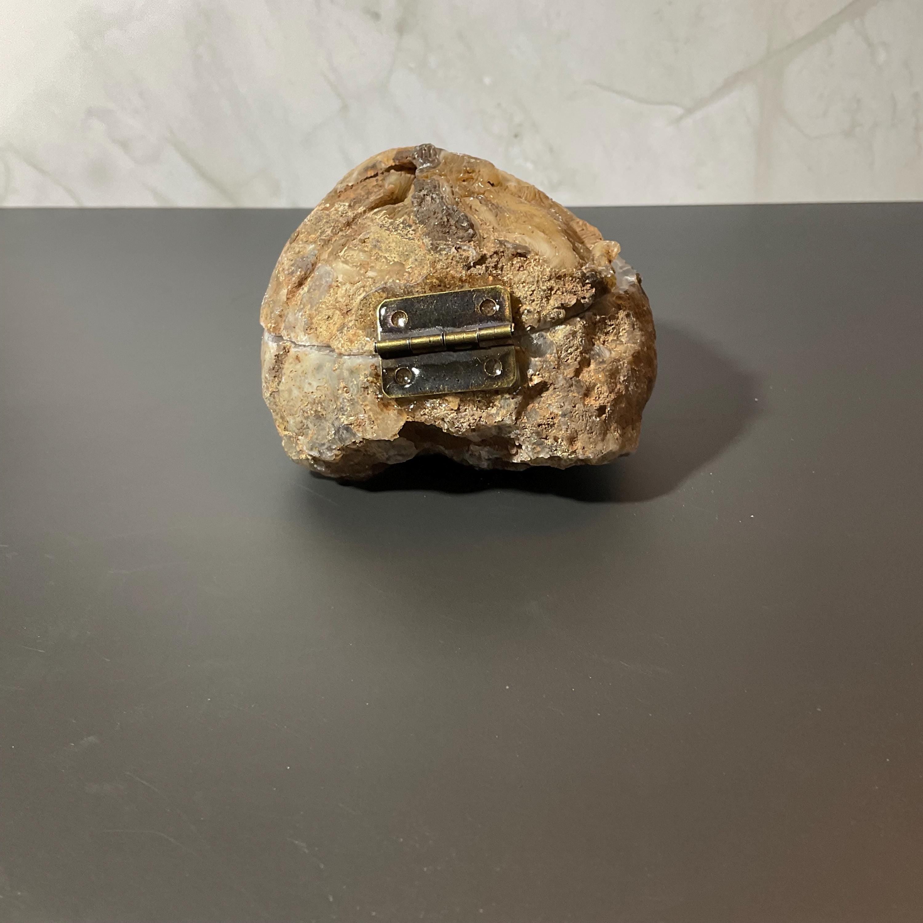 [shopname] - Large Geode ring box - extra quality | engagement ring box, geode ring box, geode jewelry box, unique gift box, wedding ring box, rock decor