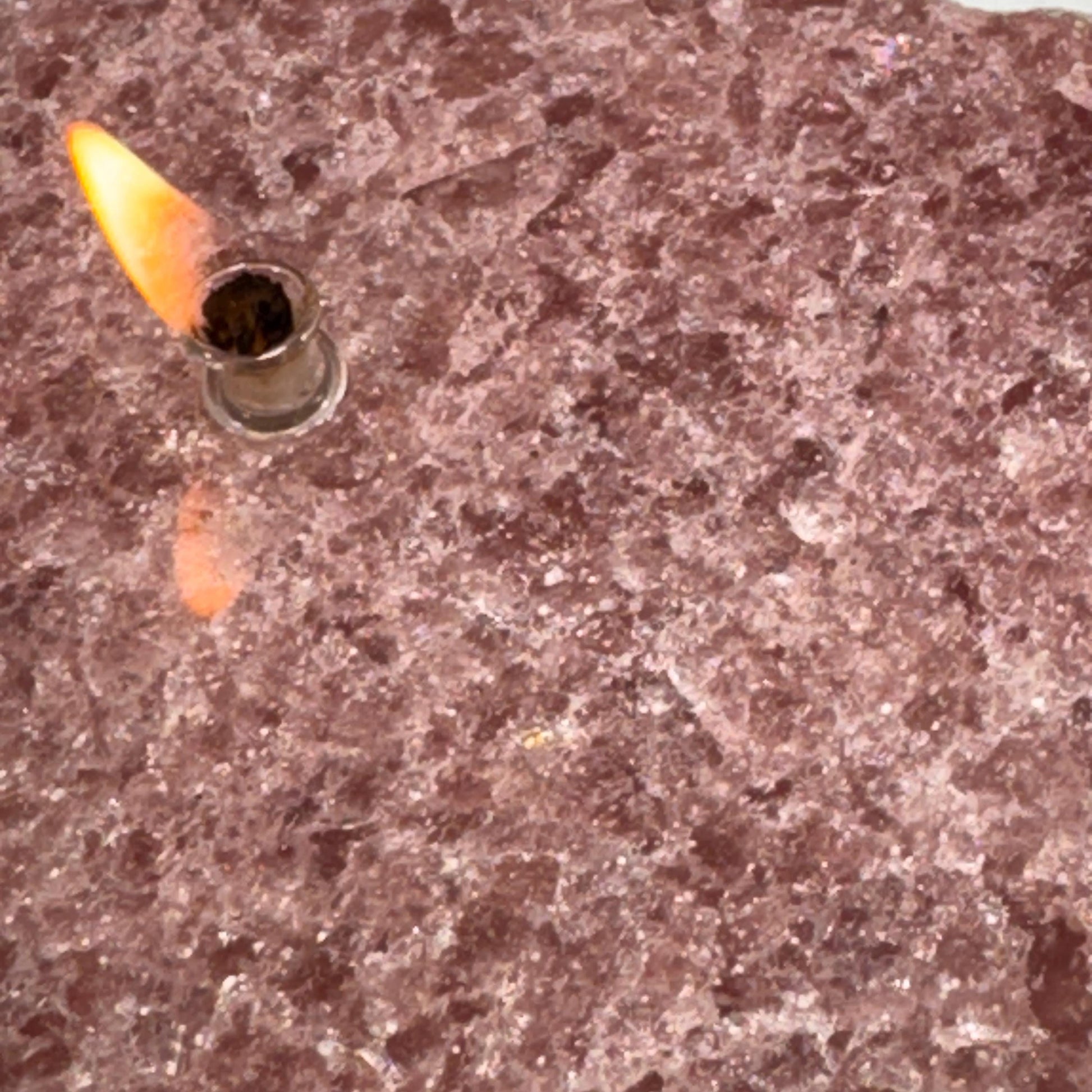Roccia Roba - Red Aventurine Rock Candle, rock decor