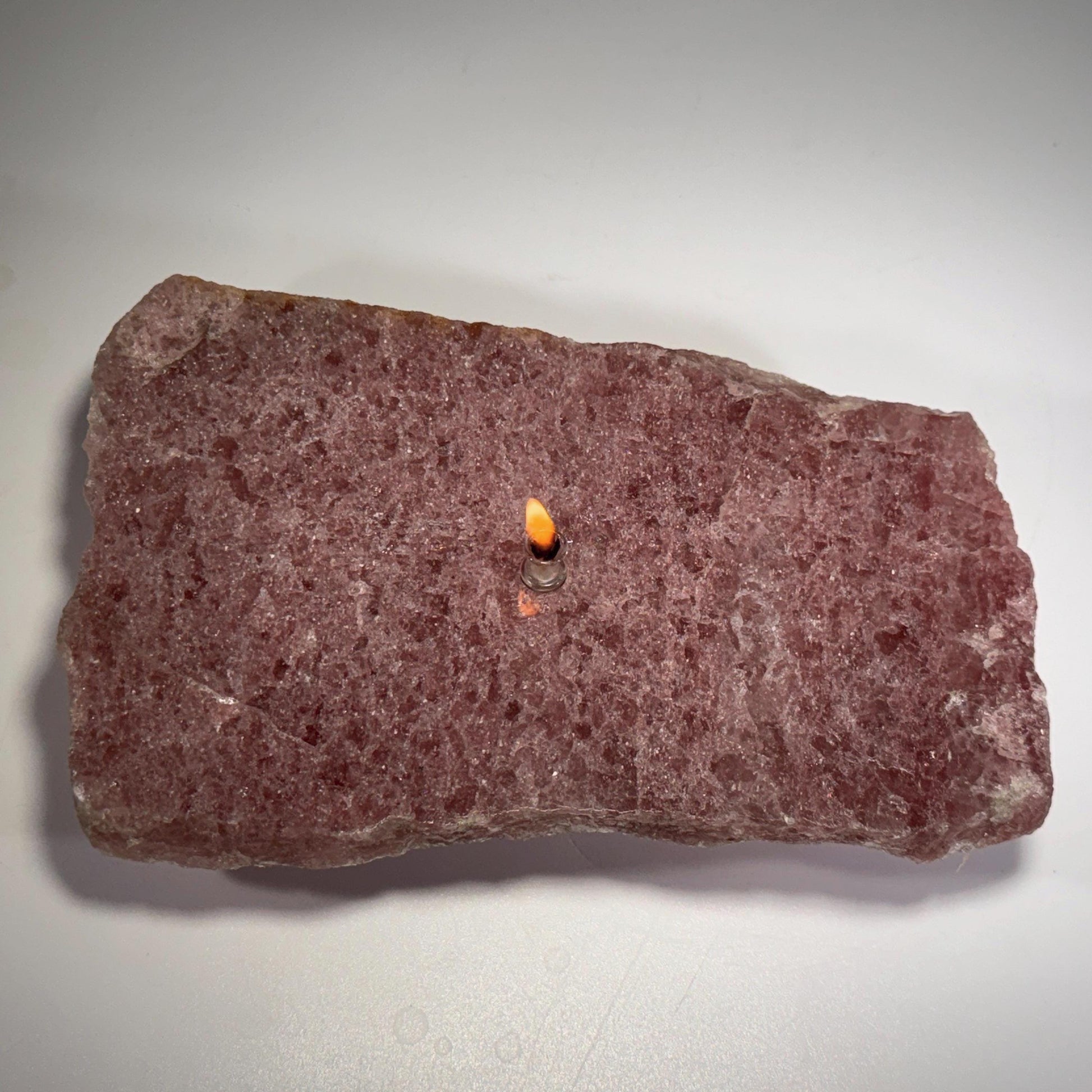 Roccia Roba - Red Aventurine Rock Candle, rock decor