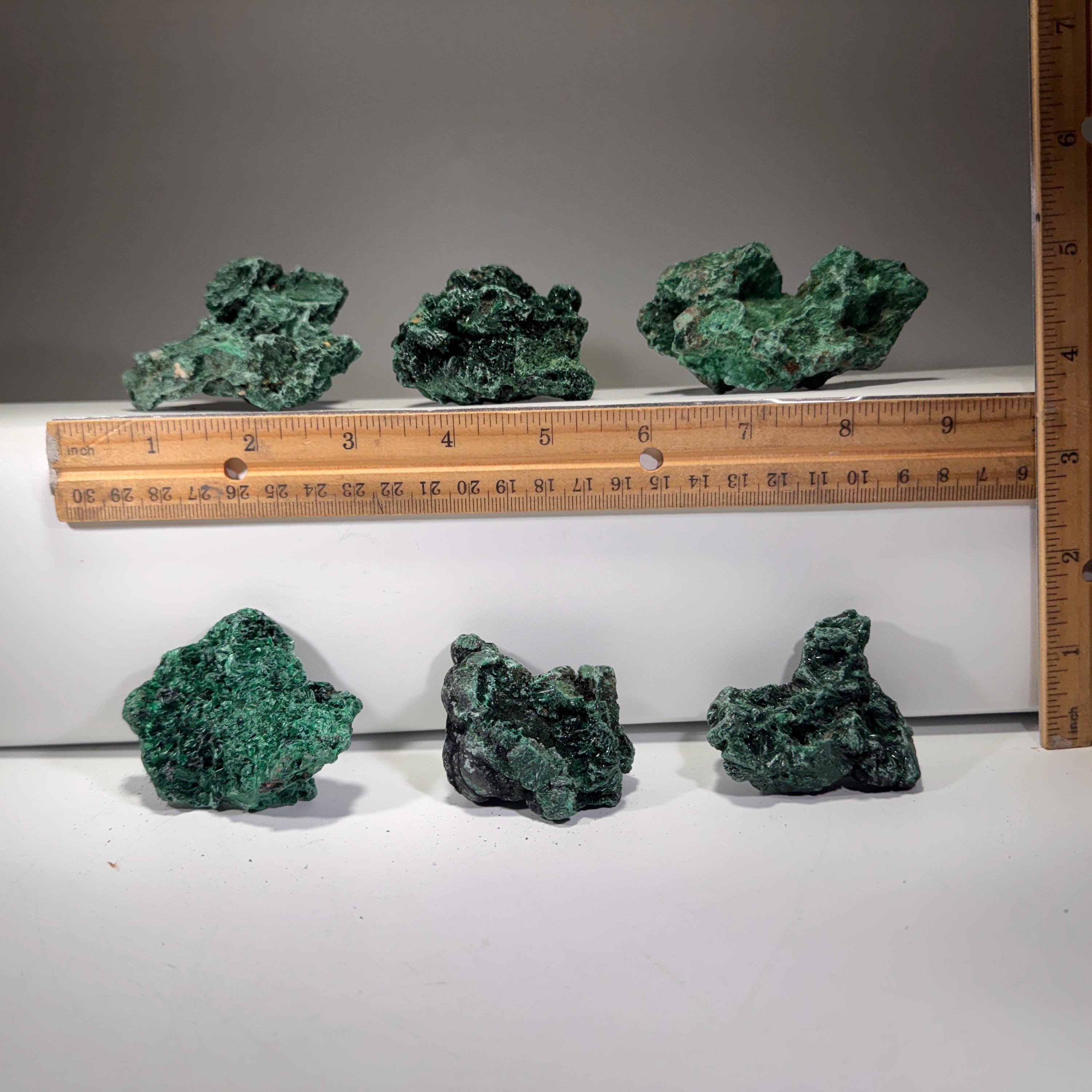 [shopname] - Raw Fibrous Malachite, rock decor