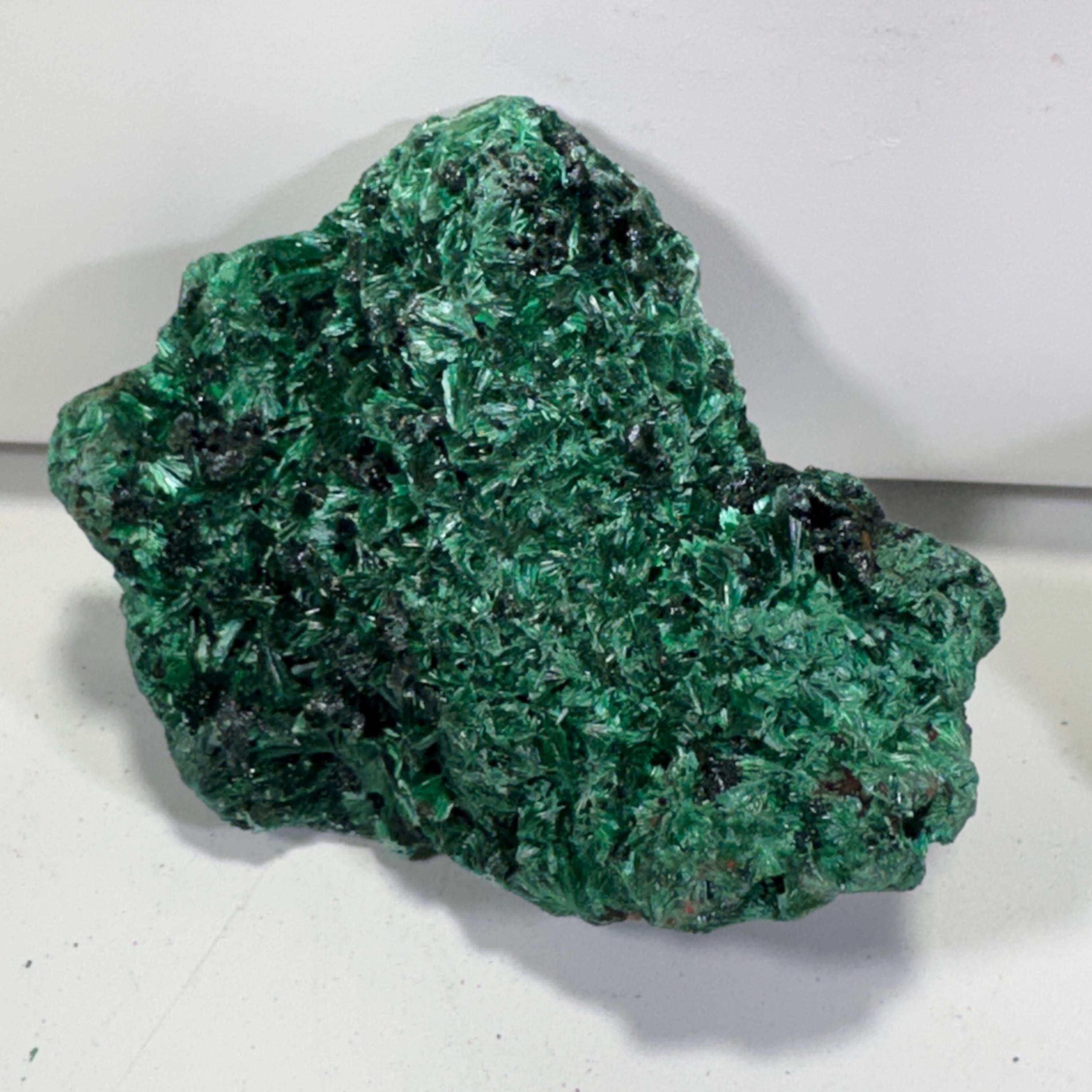 [shopname] - Raw Fibrous Malachite, rock decor