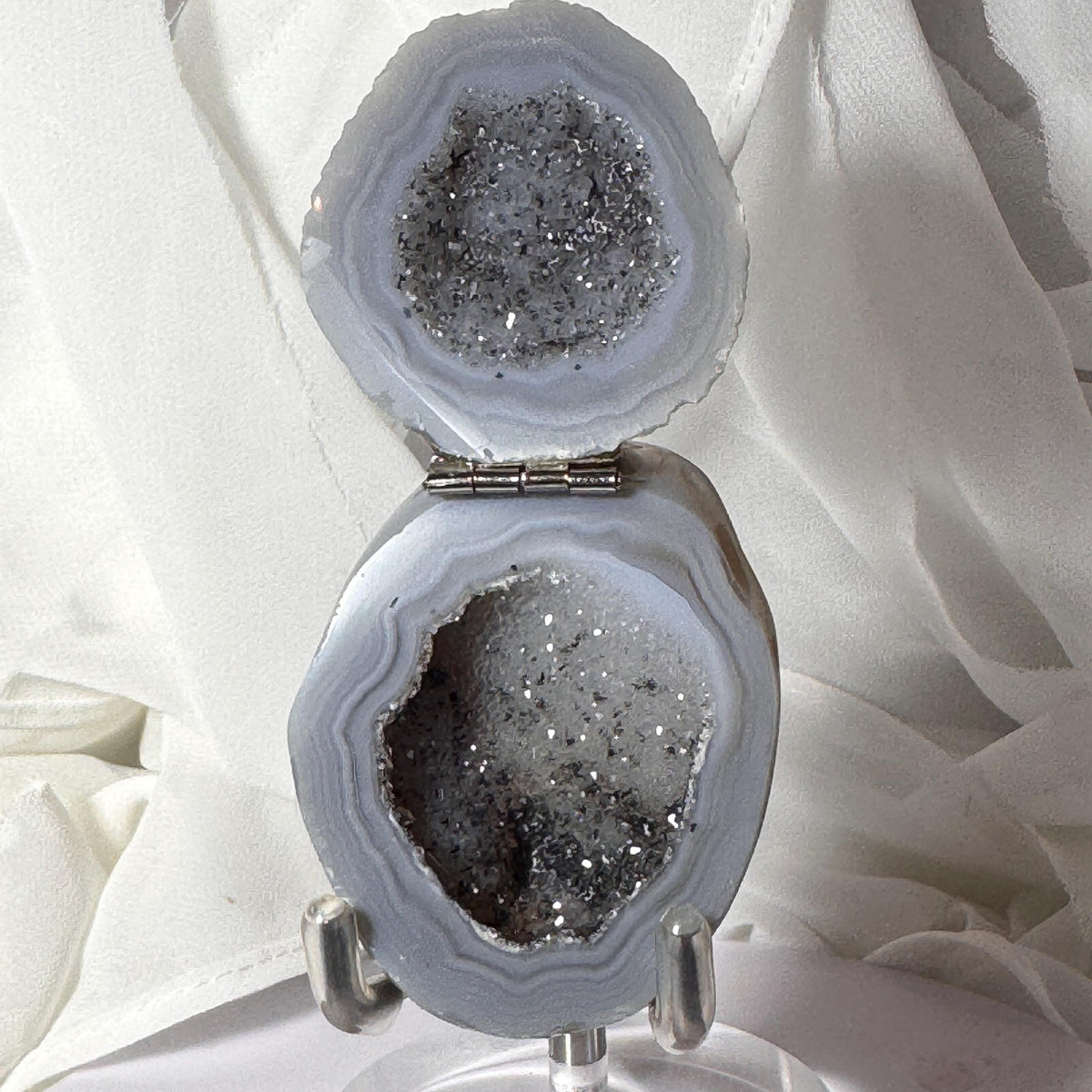 [shopname] - Brazilian Geode Ring Box with Sparkling Druzy Crystal Interior — Natural Agate Proposal Box, rock decor