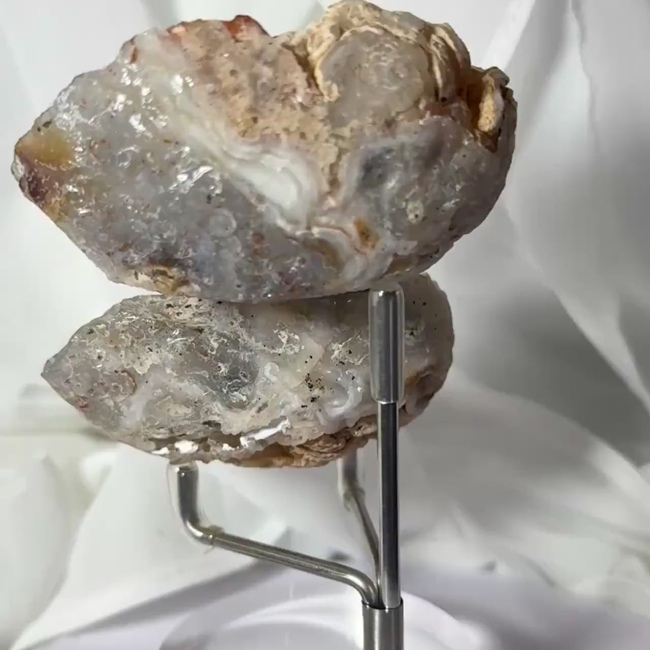 Brazilian Geode Ring Box with Sparkling Druzy Crystal Interior — Natural Agate Proposal Box