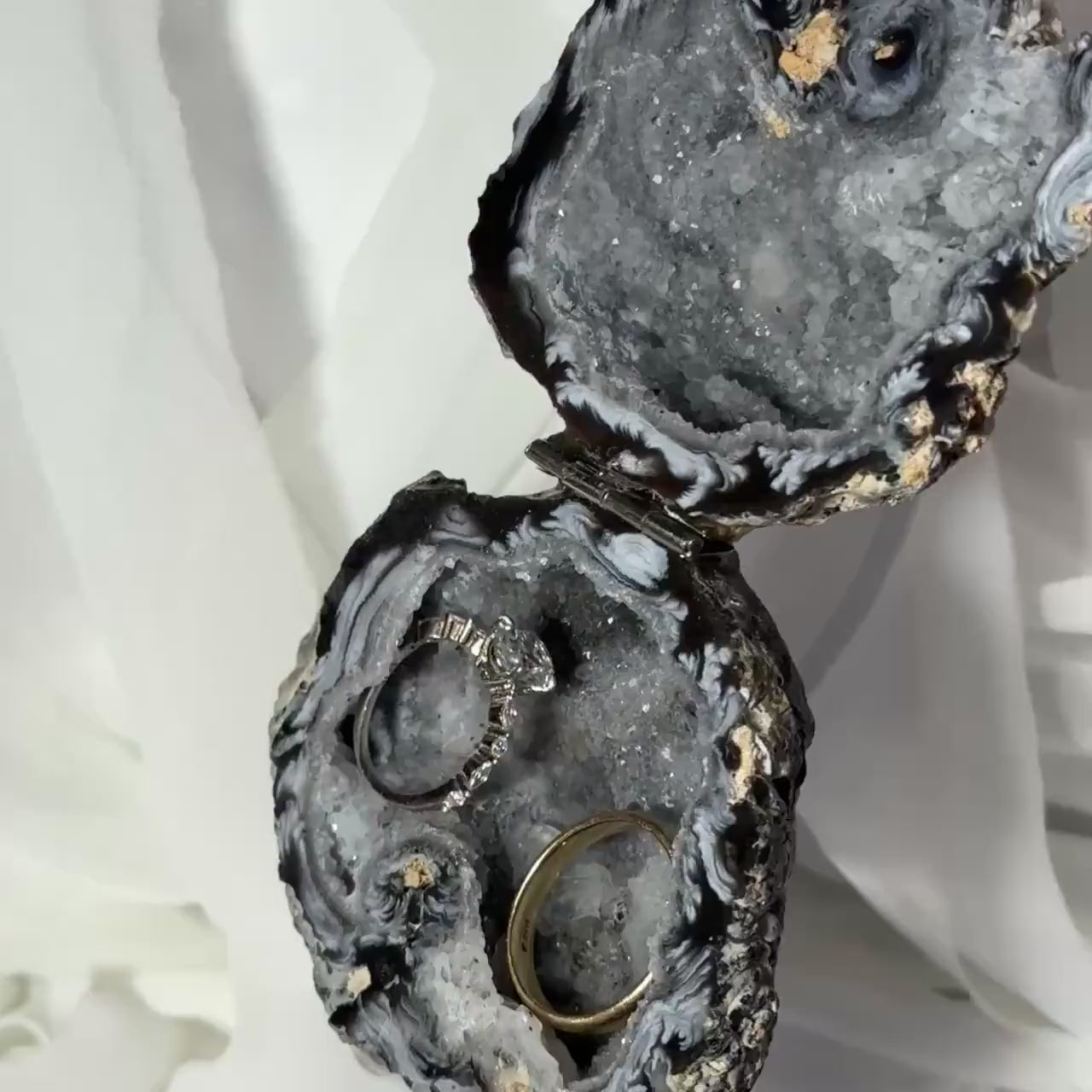 One-of-a-Kind Druzy Geode Ring Box — Natural Brazilian Agate Proposal Keepsake