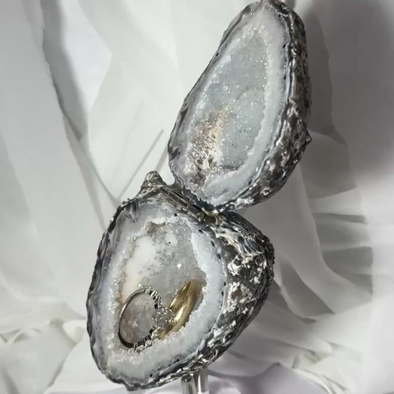 One-of-a-Kind Druzy Geode Ring Box — Natural Brazilian Agate Proposal Keepsake