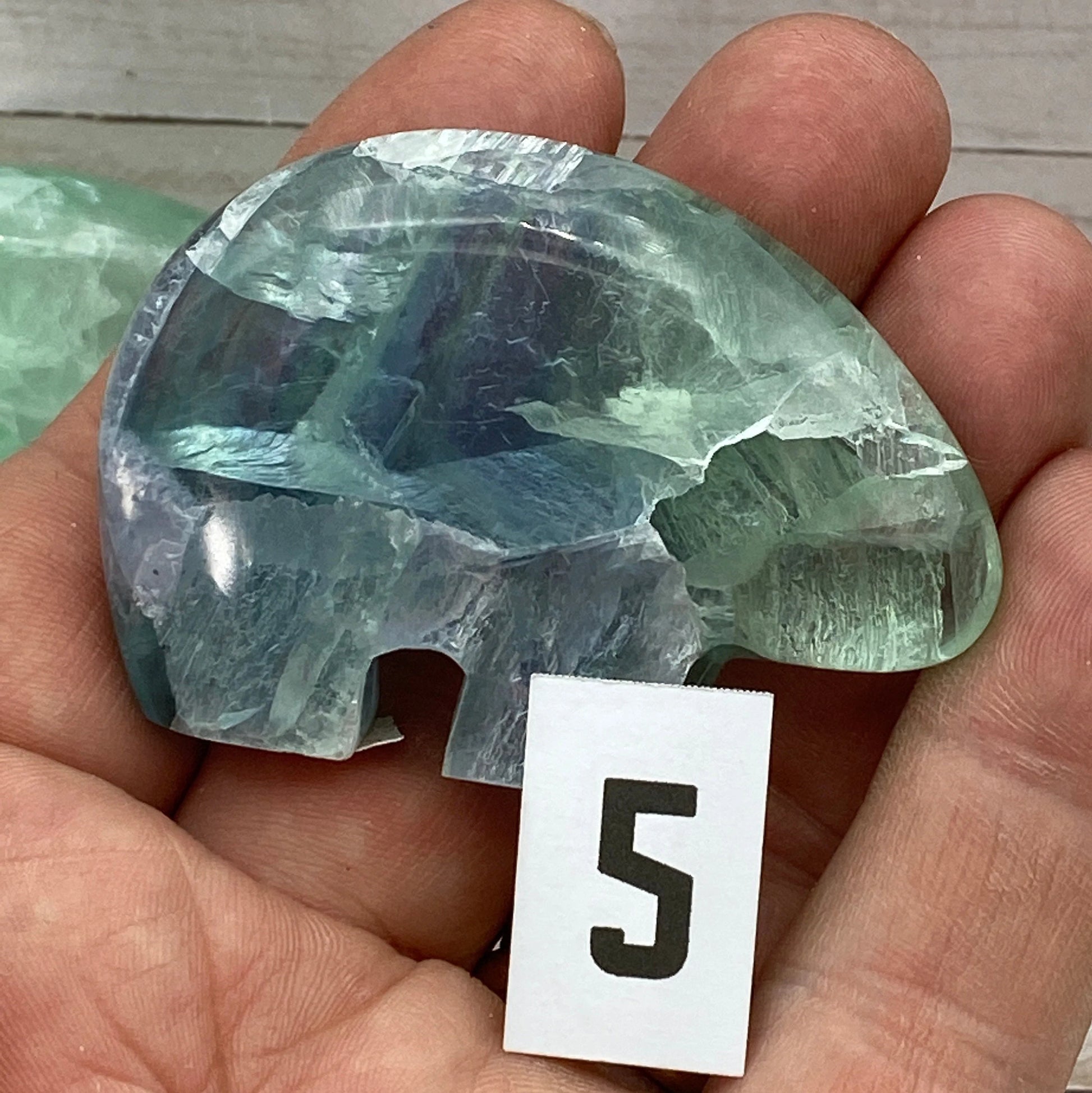 Bear-shaped fluorite crystal - RocciaRoba