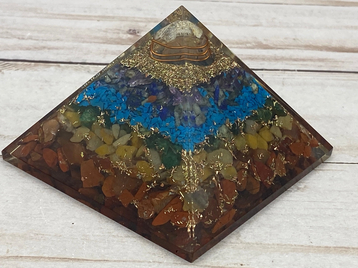 Chakra Pyramid - RocciaRoba