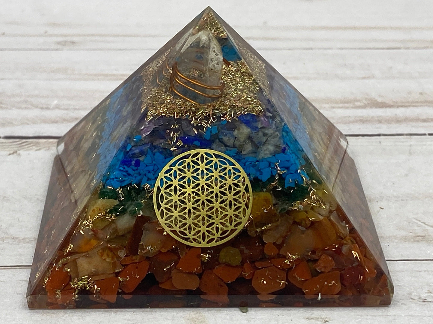 Chakra Pyramid - RocciaRoba