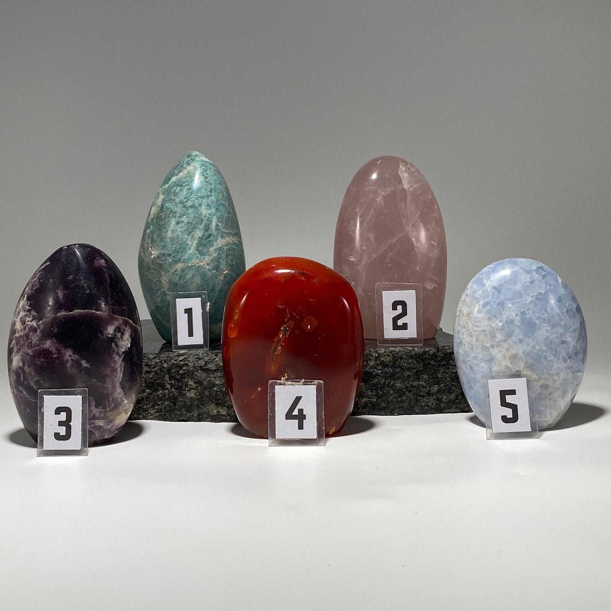 Free standing polished crystals