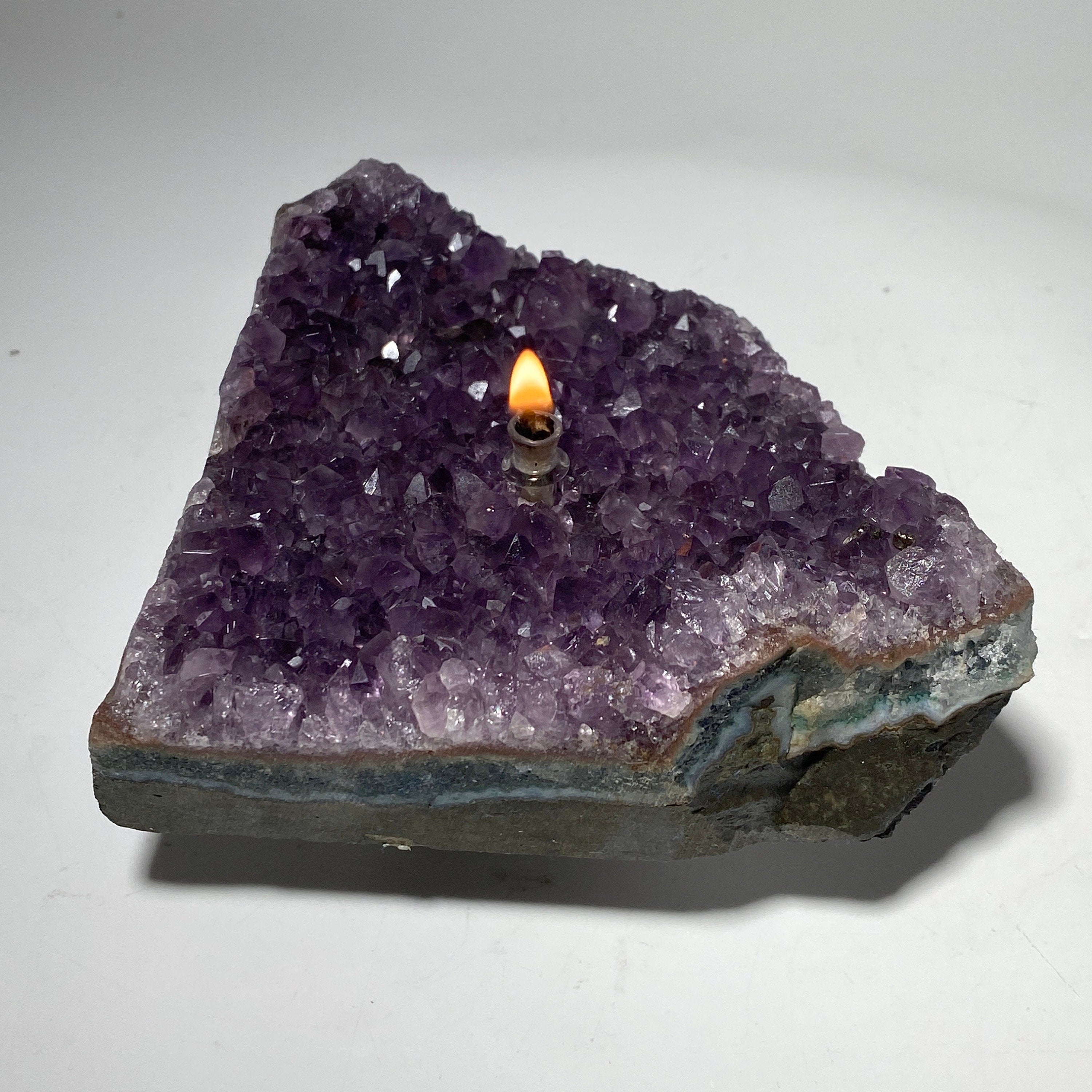 Rock oil candle, Amethyst geode