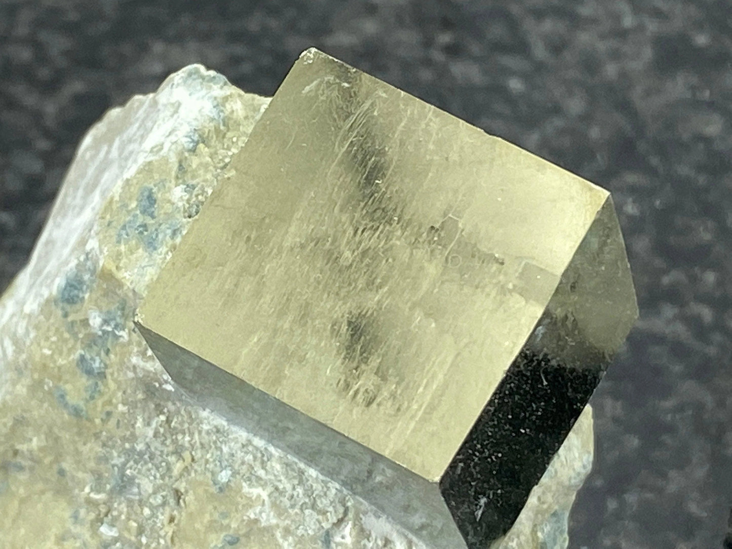 Small pyrite cube crystals from Navajun Spain - RocciaRoba